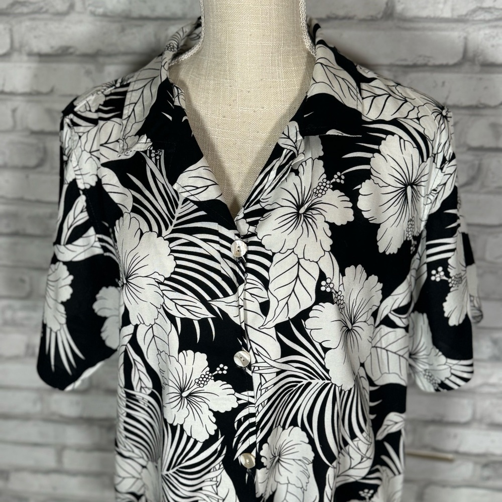 Makai Beach Black White Tropical Island Button Shirt - Picture 2 of 11